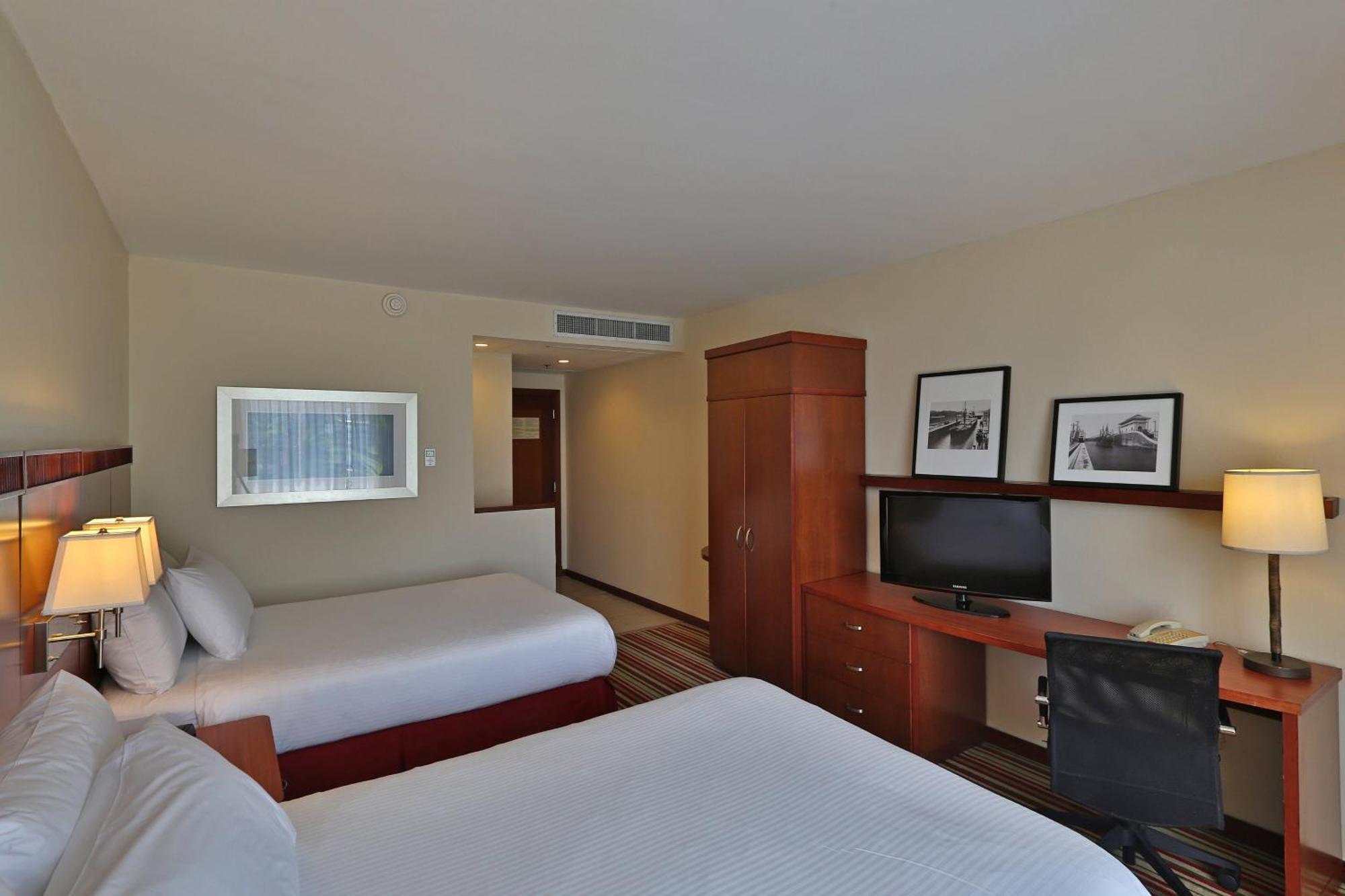 Courtyard By Marriott Panama Multiplaza Mall المظهر الخارجي الصورة